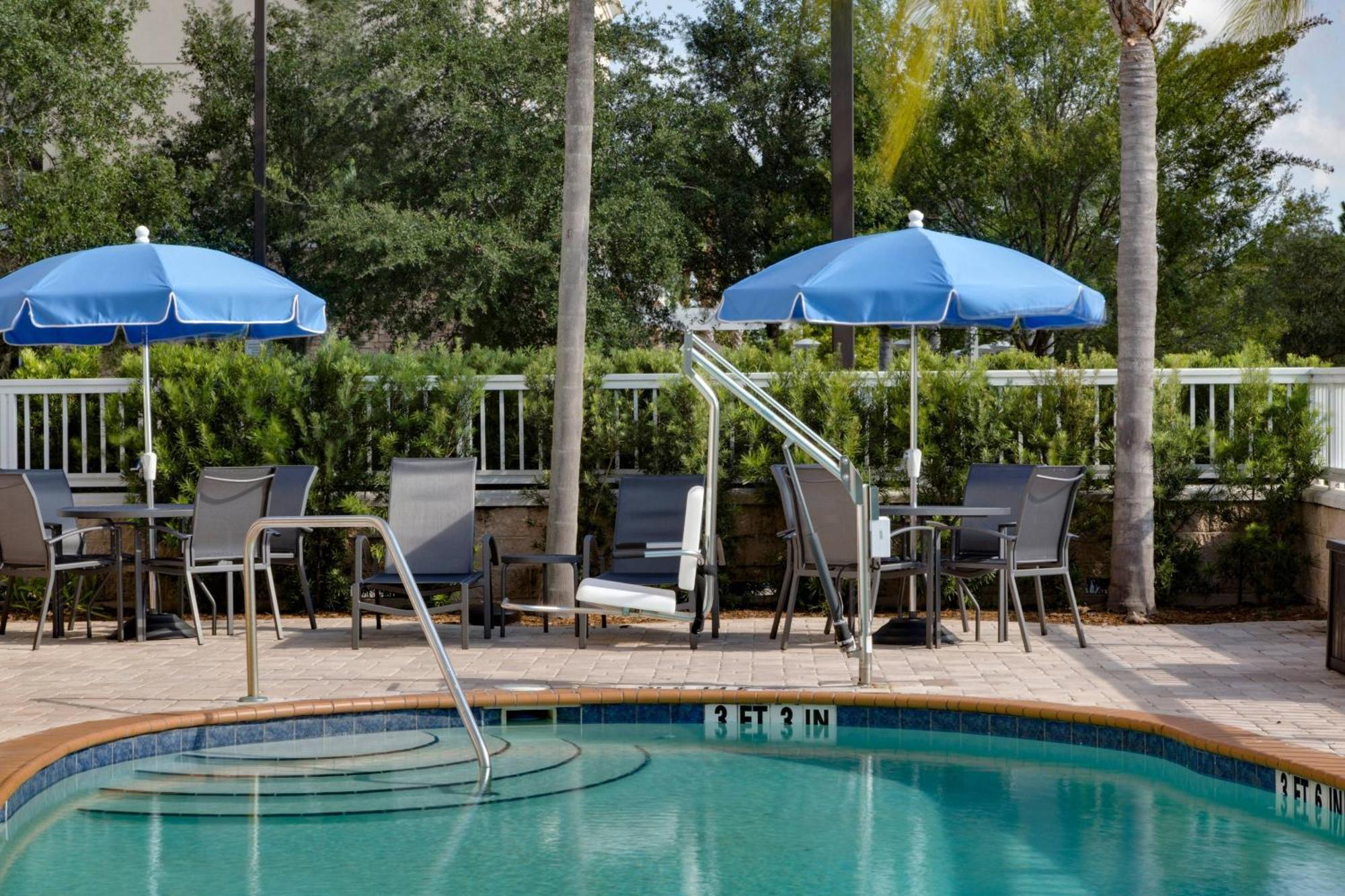 Fairfield Inn And Suites By Marriott Titusville Kennedy Space Center Exterior photo